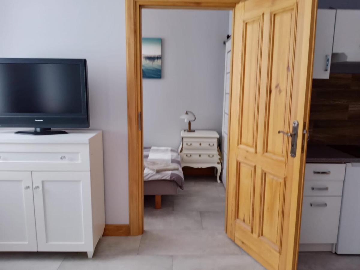 Sunny Bear Bed & Breakfast Jelenia Góra Esterno foto