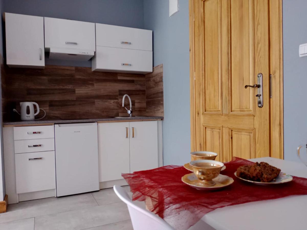 Sunny Bear Bed & Breakfast Jelenia Góra Esterno foto